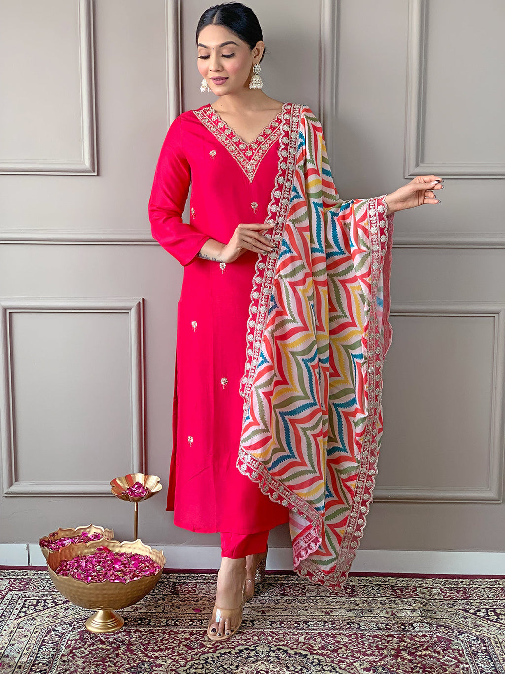 Gajari Embroidered Kurta Pant