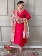 Gajari Embroidered Kurta Pant