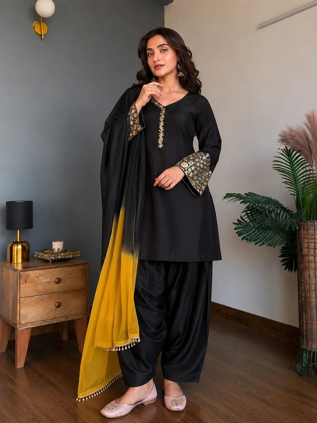 Graceful Black Embellished Farshi Kurta Ensemble