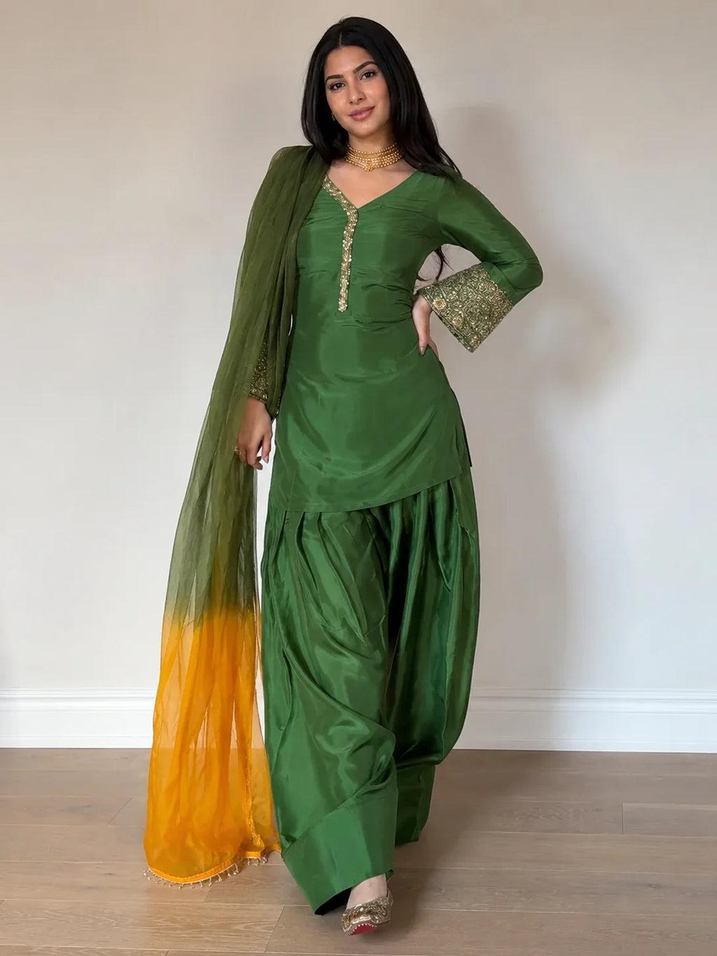 Emerald Embellished Farshi Kurta & Pant Ensemble