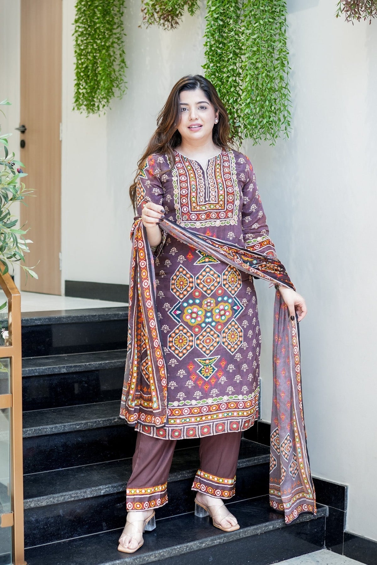 Brown Ethnic Patterned Kurti, Pant & Dupatta Ensemble