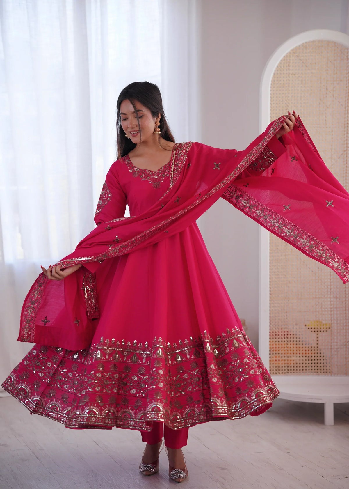 Rose Blush Embellished Roman Silk Kurta Pant