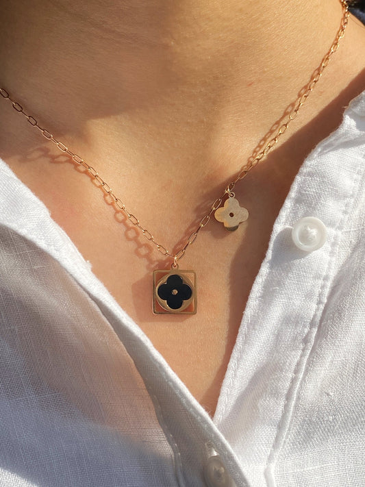 Black & Rose Flower Necklace - Fourkarts