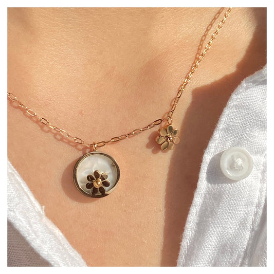 White Sunflower Necklace - Fourkarts